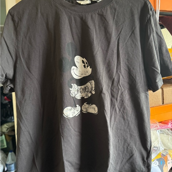 H&M Black Graphic Tee size large - Picture 1 of 2